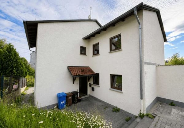 Immobilie in Mengerskirchen - Panoramablick inklusive Zweifamilienhaus! - Bild 0