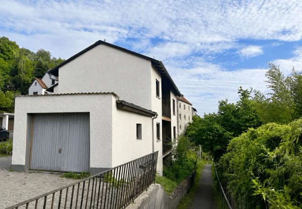 Immobilie in Mengerskirchen - Panoramablick inklusive Zweifamilienhaus! - Bild 3