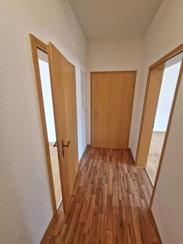 Immobilie in Hohenstein-Ernstthal - Wohnungspaket mit Potenzial: 2 × 2-Zimmer-Wohnung in Hohenstein-Ernstthal - Bild 4
