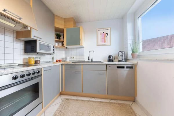 Immobilie in Eutingen im Gäu - Helle Maisonette mit großer Terrasse in ruhiger Feldrandlage - Bild 2