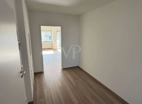 Immobilie in Alsbach-Hähnlein - Helle 2-Zimmer- Wohnung mit Balkon und Tiefgarage, Erstbezug nach Komplettsanierung - Bild 2