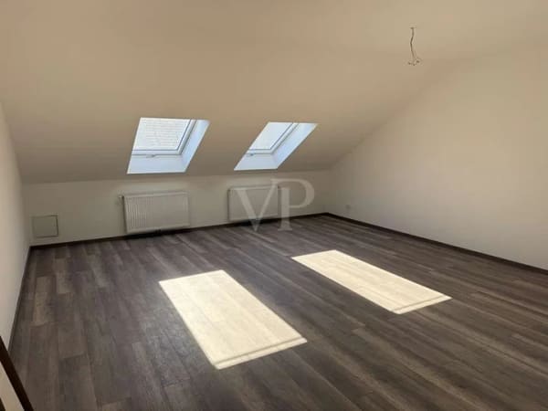 Immobilie in Alsbach-Hähnlein - Erstbezug, sanierte DG-ETW mit Tiefgaragenstellplatz - Bild 2