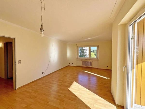 Immobilie in Überlingen - Viel Gehäuse für wenig "Mäuse"! - Lichtdurchflutete 2-Zimmer-ETW in Überlingen - Bild 4