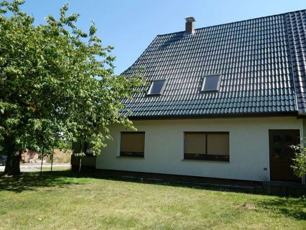 Immobilie in Breesen - DHH mit diversen Nebengelass, Werkstattgebäude und großem Hofgrundstück - Bild 1