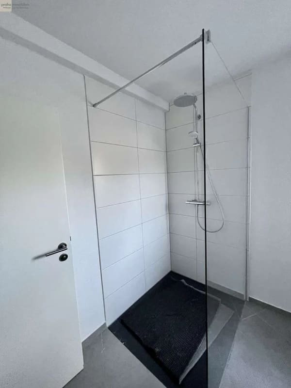 Immobilie in Neuendettelsau - Zukunftssichere Kapitalanlage: Frisch renovierte 3-Zimmer-Wohnung mit Top-Ausstattung - Bild 4