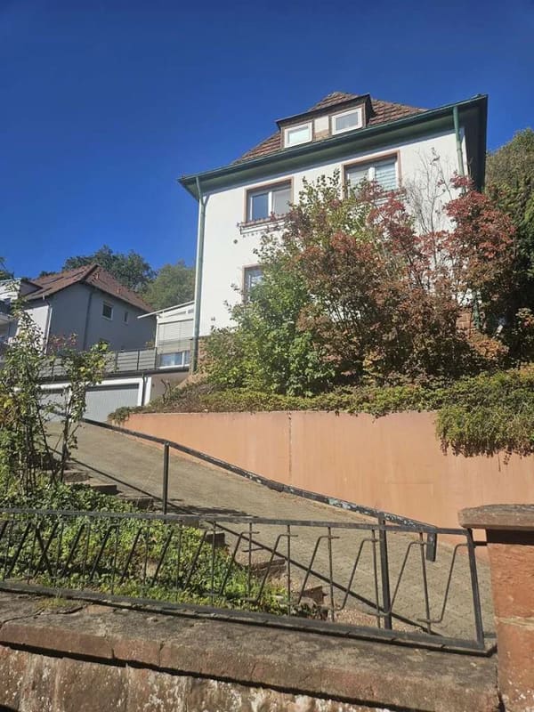 Immobilie in Annweiler am Trifels - Stattliches Anwesen - Bild 1