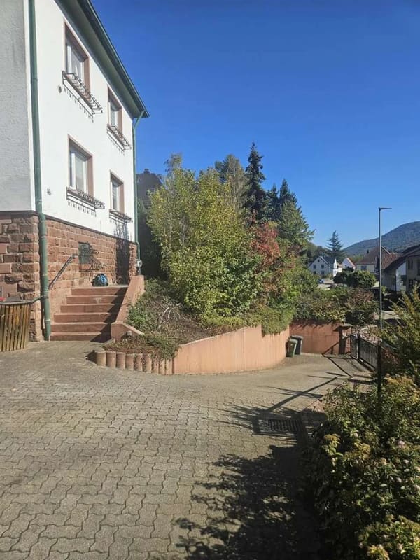 Immobilie in Annweiler am Trifels - Stattliches Anwesen - Bild 4