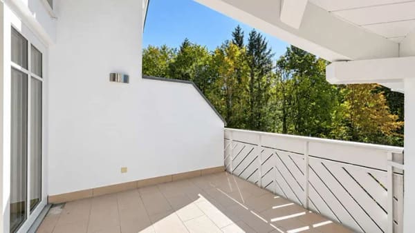 Immobilie in Neubiberg - Lichtdurchflutete 2-Zimmer-Dachgeschosswohnung - Bild 3