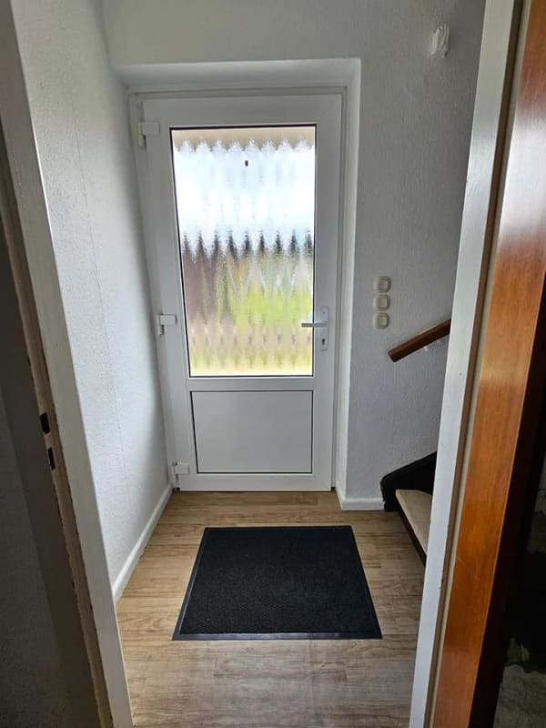 Immobilie in Eggebek - Charmantes Reihenendhaus mit großem Grundstück und Gestaltungspotenzial in Eggebek - Bild 2