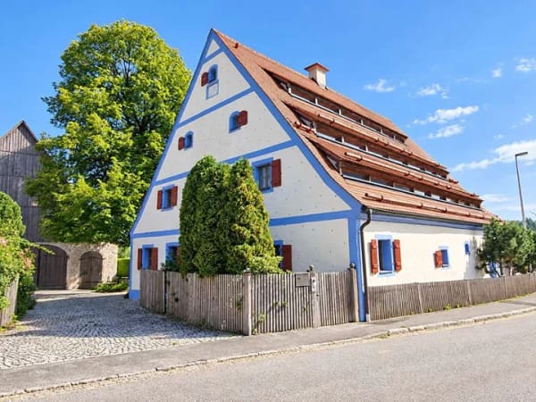Immobilie in Happurg - Landsitz mit Tiefgang verteilt auf 2 Wohngebäude, Scheune und traumhafte Parkanlage - Bild 0