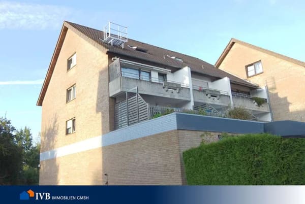 Immobilie in Bad Salzuflen - Drei-Zimmer-Eigentumswohnung mit Balkon auf einem Erbpachtgrundstück in Bad Salzuflen Knetterheide! - Bild 0
