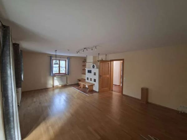 Immobilie in Grabenstätt - Provisionsfrei! Ein Haus im Grünen zwischen Traunstein und Chieming - Bild 1