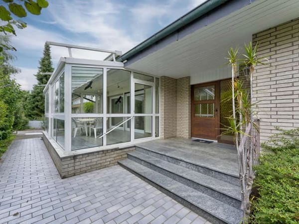 Immobilie in Efringen-Kirchen - Großzügiges Klinkerhaus mit Hallenbad und Sauna - Bild 4