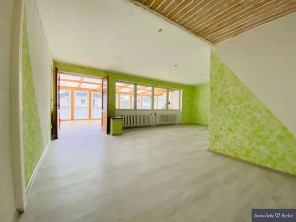 Immobilie in Trebbin - Viel Raum zur Entfaltung: Einfamilienhaus mit Werkstattgebäude auf 2000qm Grundstück - Bild 3