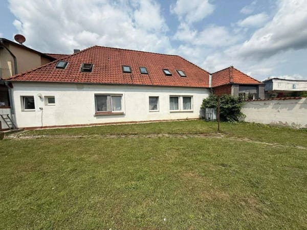 Immobilie in Heemsen - Renditeobjekt: Gepflegtes Mehrfamilienhaus mit 7 Wohneinheiten & optionalem Baugrundstück in Heemsen - Bild 3