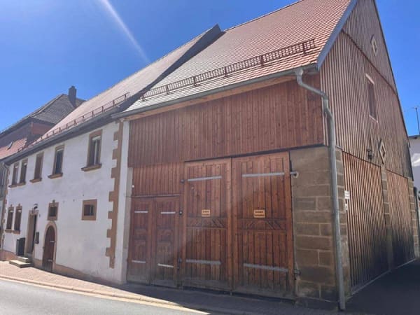 Immobilie in Weidenberg - Historisches Haus mit modernem Ambiente - Stadthaus in Weidenberg - Bild 1