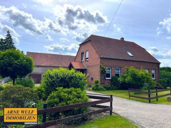 Immobilie in Vielank - Resthof mit großem Grundstück in Hohenwoos (Vielank) - Bild 1