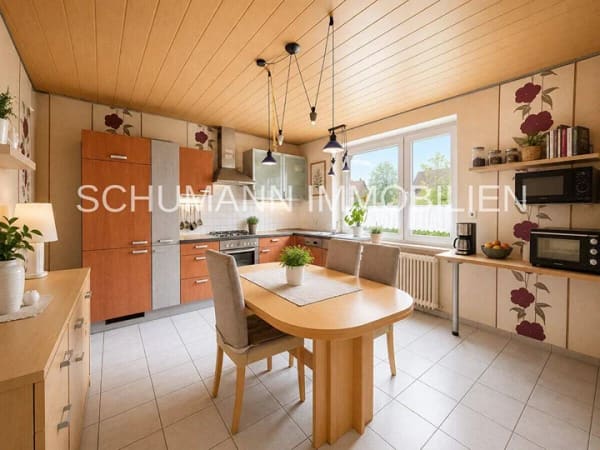 Immobilie in Wilhelmshaven - Dreifamilienhaus auf 1.180 m² Erbpachtgrundstück in F'groden-Sackgassenlage- - Bild 3