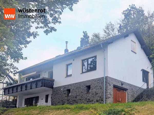 Immobilie in Simmerath - Einzigartiges Mehrfamilienhaus mit Seeblick – Kapitalanlage in begehrter Eifellage - Bild 1