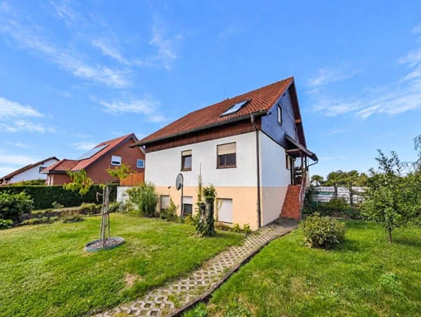 Immobilie in Leipzig - Freistehendes Zweifamilienhaus mit Einliegerwohnung, Pool & unverbaubarem Weitblick - Bild 3
