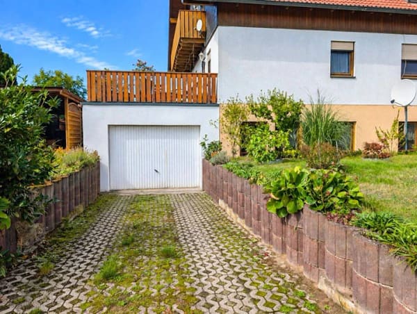 Immobilie in Leipzig - Freistehendes Zweifamilienhaus mit Einliegerwohnung, Pool & unverbaubarem Weitblick - Bild 4