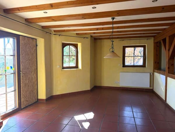 Immobilie in Hüffenhardt - Sanieren, gestalten, verwirklichen – Mediterranes Wohnhaus in Feldrandlage - Bild 4