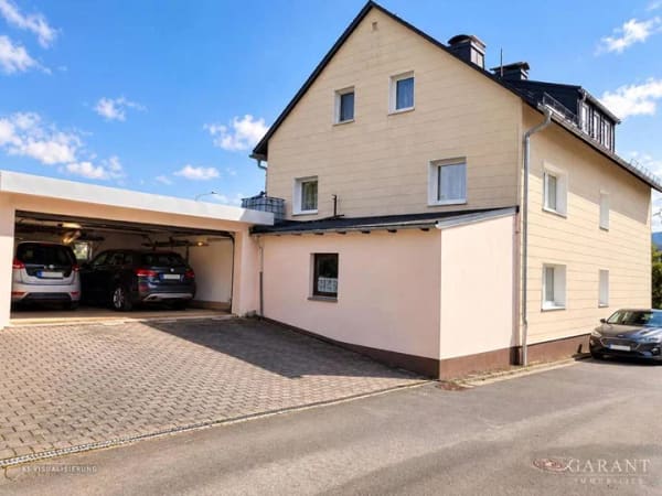 Immobilie in Leupoldsgrün - Große Räume, viel Licht und ein herrlicher Garten - Platz für die ganze Familie! - Bild 0