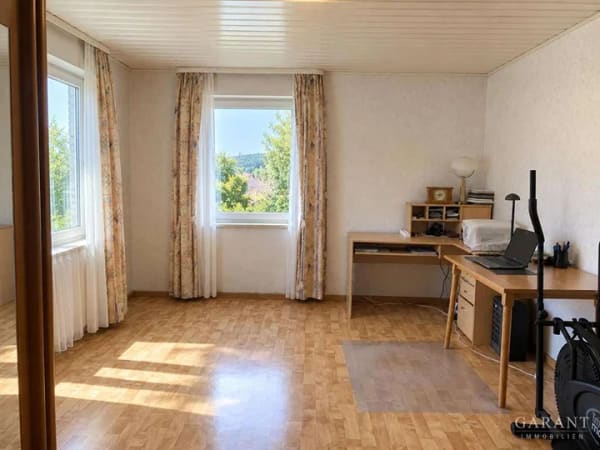 Immobilie in Leupoldsgrün - Große Räume, viel Licht und ein herrlicher Garten - Platz für die ganze Familie! - Bild 4