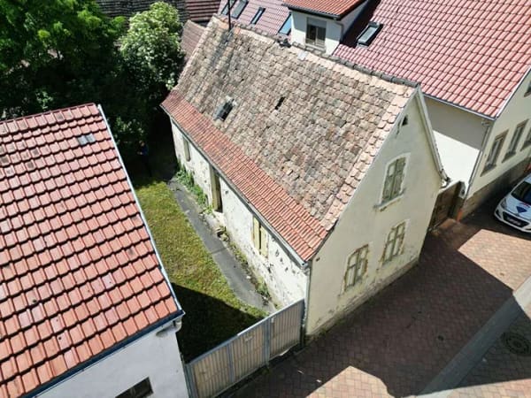 Immobilie in Böhl-Iggelheim - Großer Garten, Scheune und Restbestand auf ca. 644 m² in ruhiger Lage - Bild 0