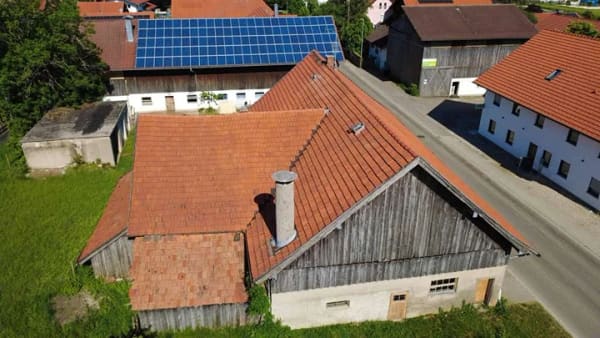 Immobilie in Schwabsoien - Kleiner Bauernhof zum Sanieren und Ausbauen - auch Neubebauung nach § 34 BauGB möglich - Bild 1