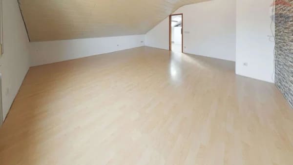 Immobilie in Rülzheim - Gemütlich & Helle 2-Zimmer Wohnung im Dachgeschoss - Bild 2