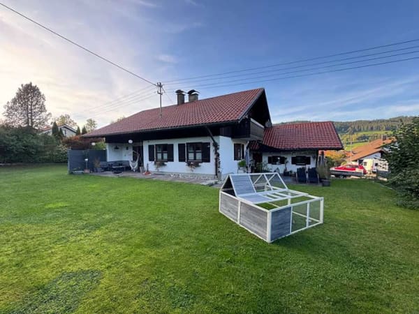 Immobilie in Weitnau - Einfamilienhaus mit Bergblick, Sauna und großem Grundstück! - Bild 0
