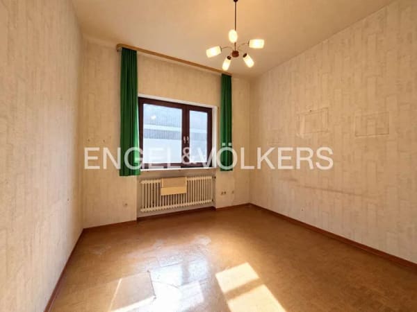 Immobilie in Walldorf - Großzügiges Wohnhaus mit sonnigem Garten und überdachter Dachterrasse - Bild 4