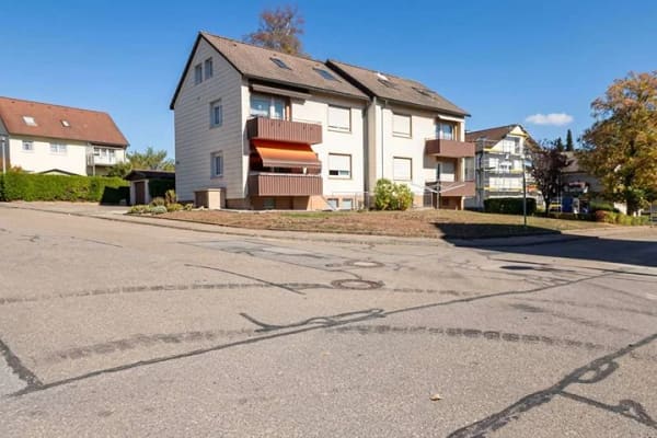 Immobilie in Mönchweiler - Neu ausgebaute Kapitalanlage – kompakte 2-Zimmer-Wohnung mit Stellplatz - Bild 4