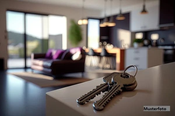Immobilie in Harxheim - Freiraum zum Leben: Freistehendes Einfamilienhaus mit Einliegerwohnung und Gartenparadies - Bild 0
