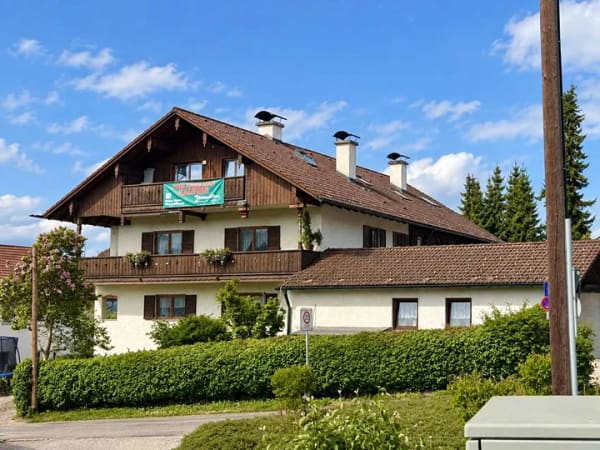 Immobilie in Penzberg - Wohnen mit Weitblick – stilvolle 2-Zimmer-Dachgeschosswohnung mit Bergpanorama - Bild 0