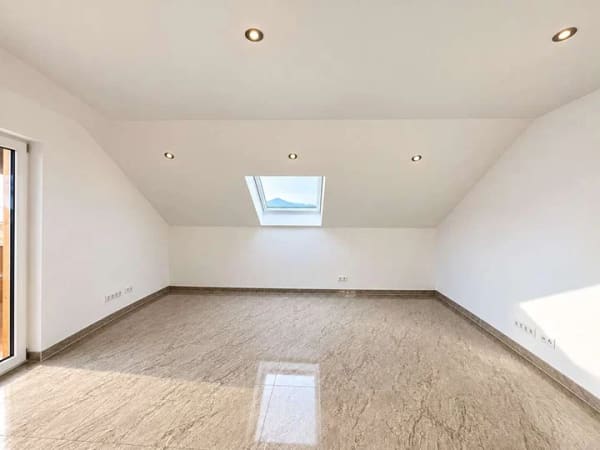 Immobilie in Penzberg - Wohnen mit Weitblick – stilvolle 2-Zimmer-Dachgeschosswohnung mit Bergpanorama - Bild 4