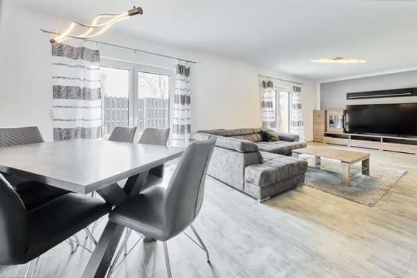 Immobilie in Scherstetten - Modernes Familienglück in Scherstetten mit Garten, Smart Home und Top-Energieeffizienz A+ - Bild 4