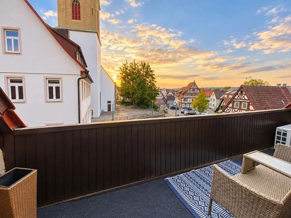 Immobilie in Renningen - Großzügige 4,5-Zimmer-Wohnung mit zwei Balkonen im Herzen von Renningen - Bild 1