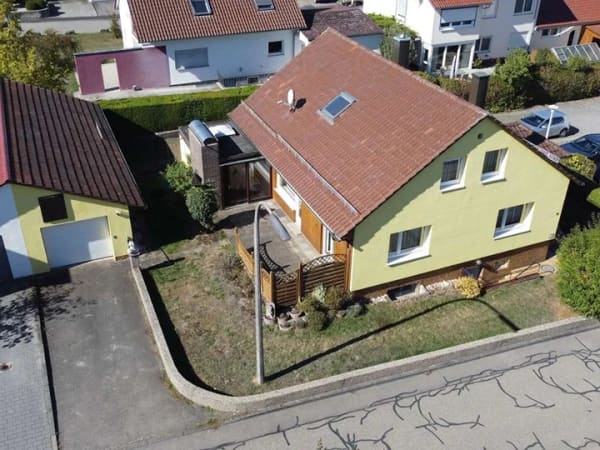 Immobilie in Künzelsau - ++ Charmantes Familientraum-Eigenheim: Viel Platz in und um das Haus ++ - Bild 1