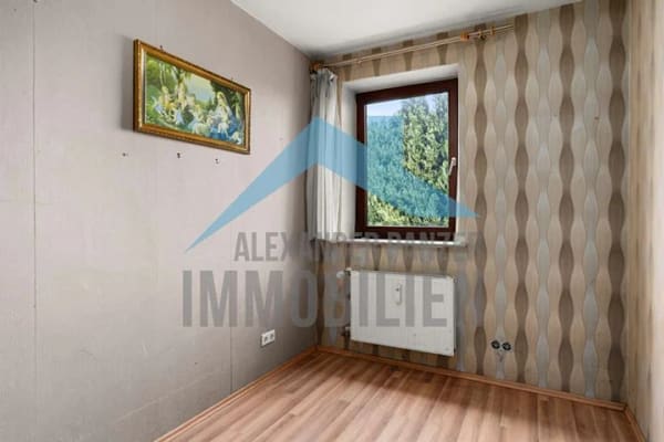 Immobilie in Vellmar - Zweifamilienhaus mit Potenzial zum Dreifamilienhaus und großem Grundstück in Vellmar! - Bild 4