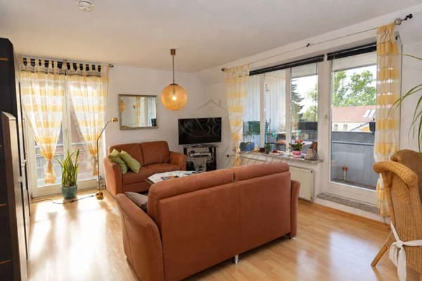 Immobilie in Machern - Helle 3-Zimmer-Dachgeschosswohnung auf 2 Ebenen mit Loggia & Carport – vermietet für Kapitalanleger - Bild 0