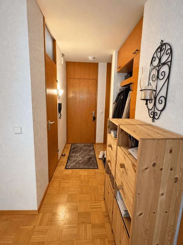 Immobilie in Altbach - Großzügige 3,5-Zimmer-Wohnung mit Balkon und Einzelgarage in Altbach - Bild 1