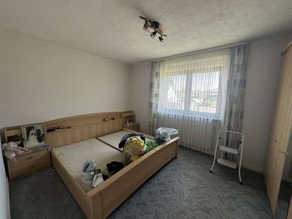 Immobilie in Wadgassen - Viel Platz für den Alltag in diesem Haus in Wadgassen - Bild 2