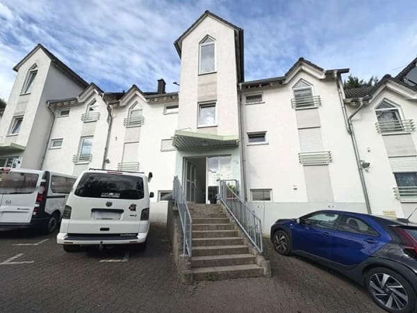 Immobilie in Rümmelsheim - Frisch renoviertes Ein-Zimmer-Apartment mit Terrasse - Bild 1