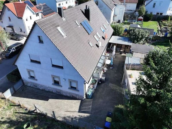 Immobilie in Neckarwestheim - Komplettes Doppelhaus mit zwei Wohneinheiten und ca. 1.177 Qm Grundstück zu verkaufen!! - Bild 2