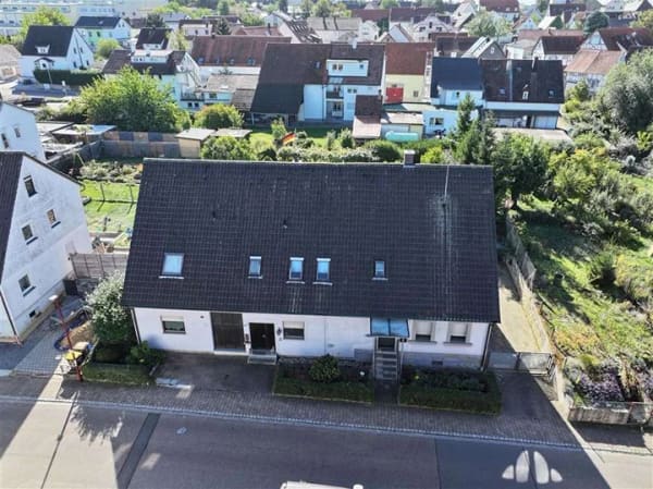 Immobilie in Neckarwestheim - Komplettes Doppelhaus mit zwei Wohneinheiten und ca. 1.177 Qm Grundstück zu verkaufen!! - Bild 3