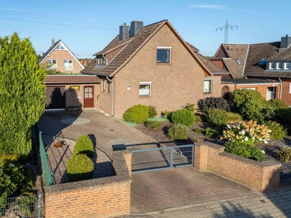 Immobilie in Reppenstedt - Weihnachten im neuen Haus - gepflegtes Einfamilienhaus in beliebter Wohnlage - Bild 0