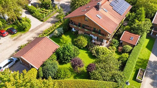 Immobilie in Bad Heilbrunn - Bayrische Gemütlichkeit und Ruhe auf dem Land! Doppelhaushälfte in Bad Heilbrunn - Bild 0
