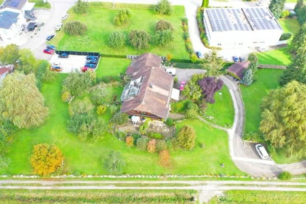 Immobilie in Gechingen - Wohnen und Arbeiten im Paradies - Außergewöhnliches Anwesen für Menschen mit besonderen Ansprüchen - Bild 1